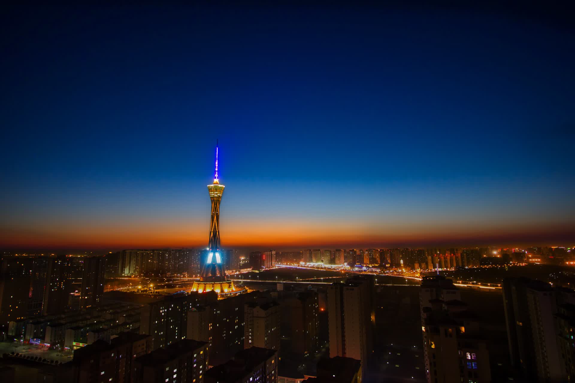 世界游艇挑战赛赛事志愿者跨国互访成果刊发学术论文，游艇杂志